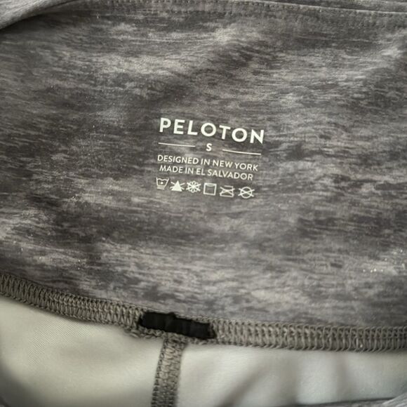 Peloton leggings EUC - Picture 5 of 6